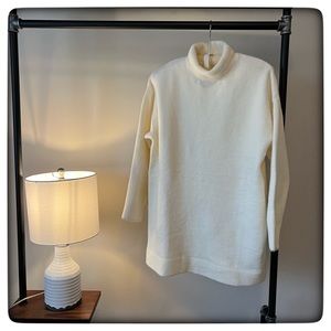 ZARA Turtleneck Sweater in Ivory